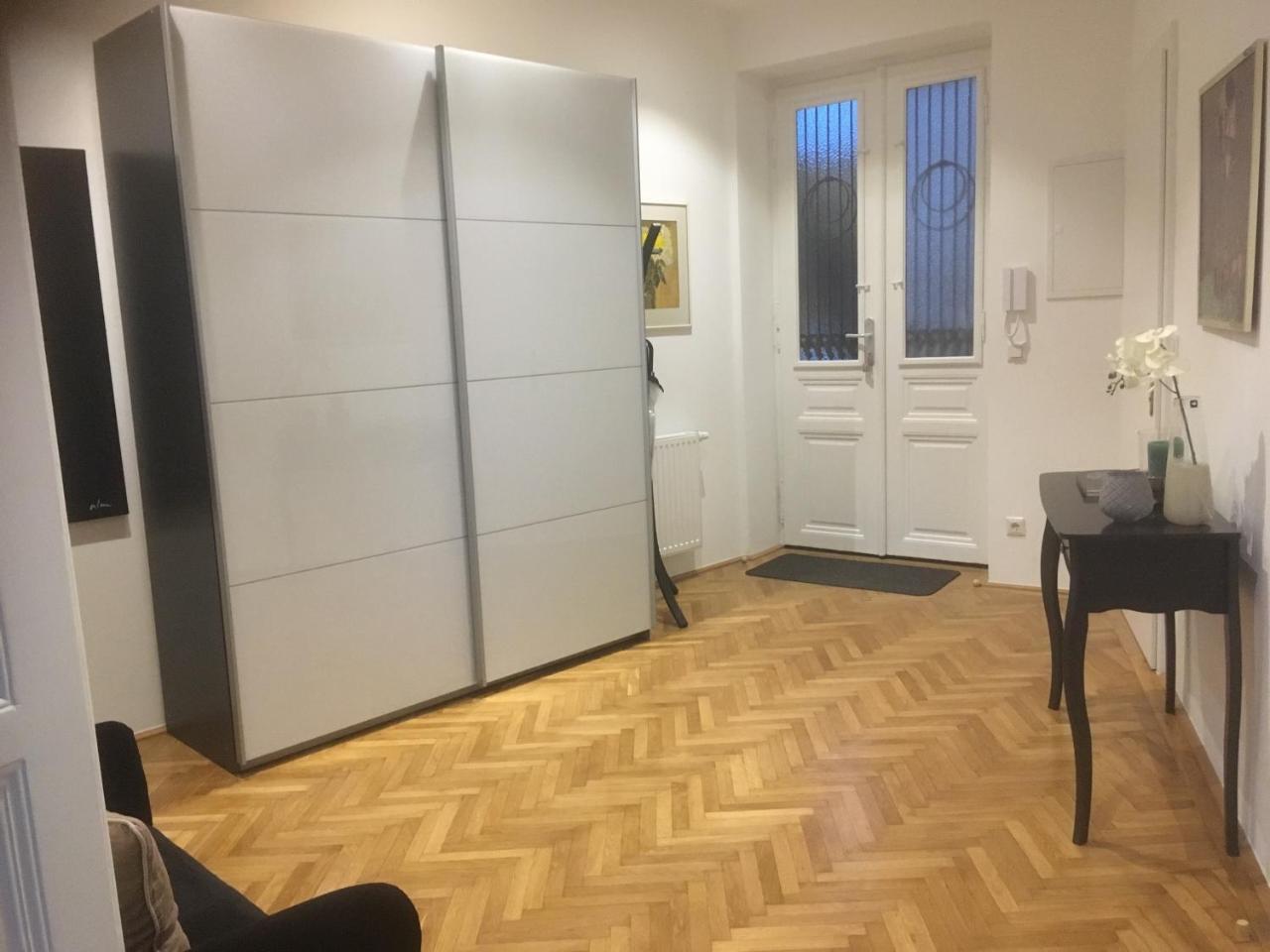 Apartment Vienna Smart Living Bagian luar foto
